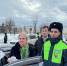 Остановили и поздравили. Автоинспекторы Серпухова удивили женщин за рулем - ОКА-ФМ