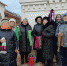 Активисты-долголеты Серпухова "согрели" своими тёплыми шарфиками павлинчиков - Smitanka.Ru
