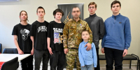 «Зеленый» получил отпуск на СВО, чтобы встретиться с женой и сыном в Серпухове - Regions.Ru