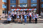 Последние звонки прозвенели в серпуховских школах