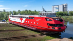 В Подмосковье на воду спустили необыкновенный корабль