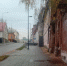 В Серпухове на улице Аристова убрали опавшие листья и мусор - Regions.Ru
