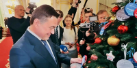 Губернатор Подмосковья исполнит мечту 13‑летнего мальчика из Серпухова благодаря акции «Елка желаний» - Regions.Ru